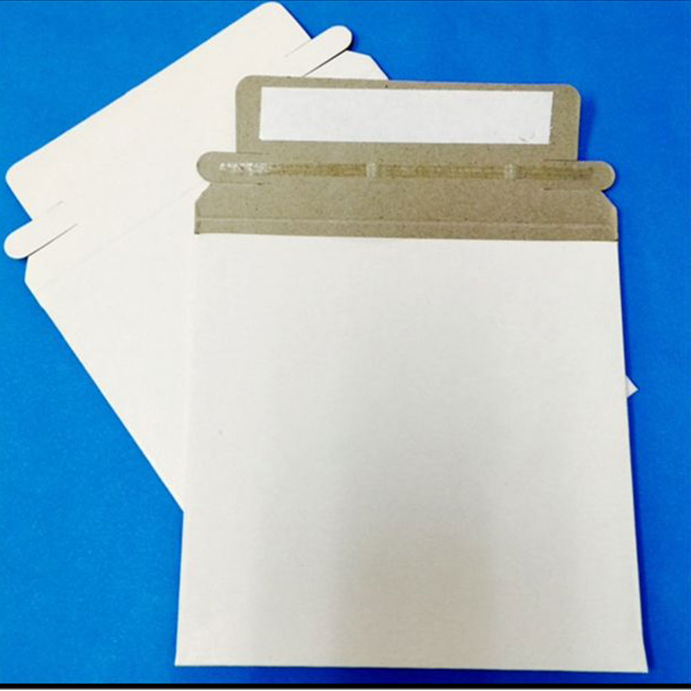 Peel and Seal Paperboard Mailer for CD/DVD Disc